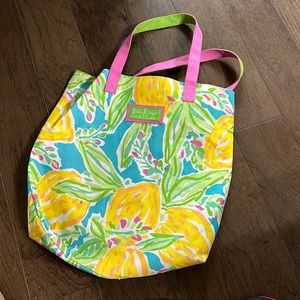 Lilly Pulitzer for Estée Lauder Tote